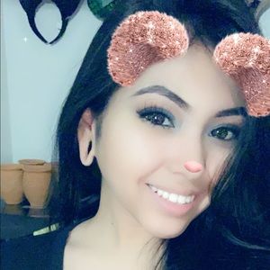 Meet your Posher, Stephanie